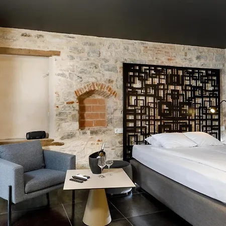 Palace Luxury Apartment Split